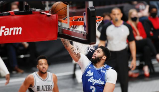 sofascore-湖人失望之夜亦有收获 浓眉状态回暖令人欣喜